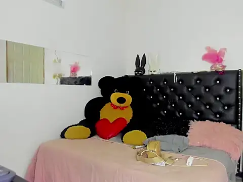 BlakeNoir  online show from 8, 4, 2026