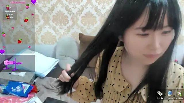 Snapshot of himaridesu chatting on 18, 7, 2026 himaridesu online show from 18, 7, 2026