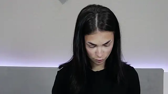 RachaelMils online show from 22, 12, 2025