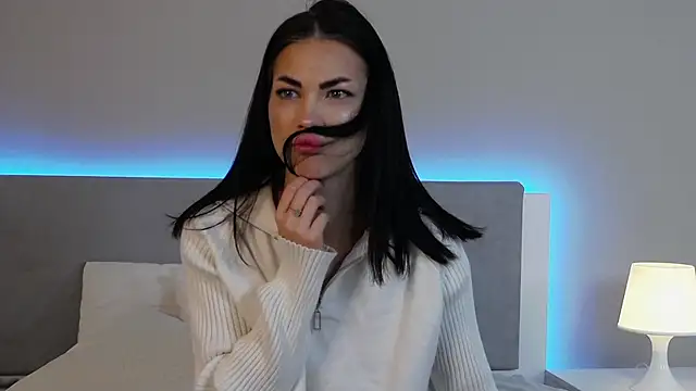 RachaelMils online show from 19, 12, 2025