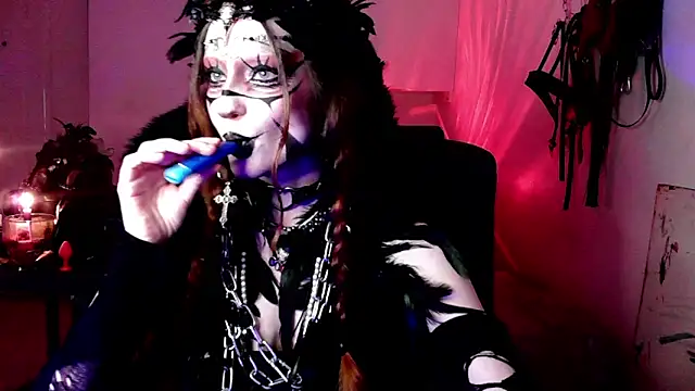 Snapshot of EmpressMorrigan chatting on 13, 1, 2026 EmpressMorrigan online show from 13, 1, 2026