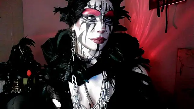 Snapshot of EmpressMorrigan chatting on 23, 12, 2025 EmpressMorrigan online show from 23, 12, 2025