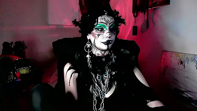 Snapshot of EmpressMorrigan chatting on 19, 12, 2025 EmpressMorrigan online show from 19, 12, 2025