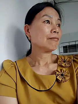 Lili-123k online show from 7, 2, 2026