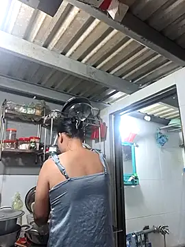 Snapshot of felicity_chloe chatting on 4, 4, 2026 felicity chloe online show from 4, 4, 2026