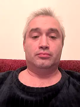 Olomoucak1982 online show from 2, 12, 2025