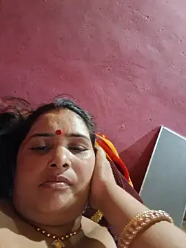 Snapshot of Your-shreya143 chatting on 7, 6, 2026 Your-shreya143 online show from 7, 6, 2026