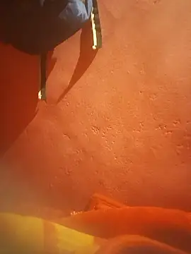 Your-shreya143 online show from 8, 1, 2026