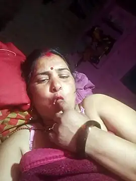 Your-shreya143 online show from 3, 3, 2026