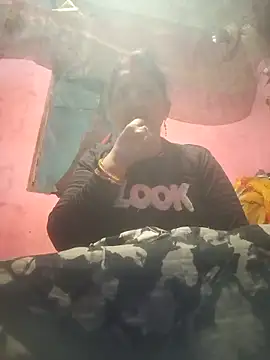 Your-shreya143 online show from 6, 2, 2026