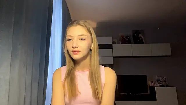 AveryBerkson online show from 18, 12, 2025