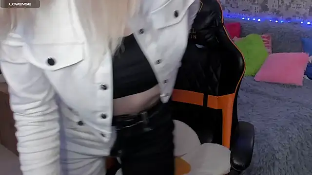 Gina Gina love online show from 29, 5, 2026