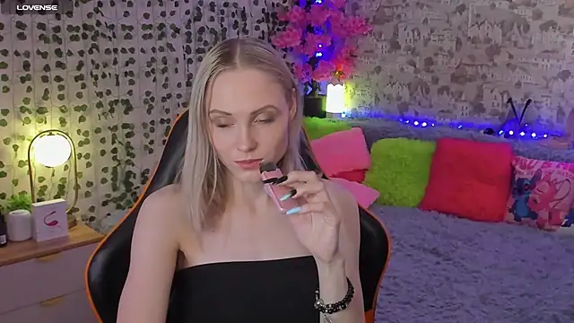 Gina Gina love online show from 21, 5, 2026