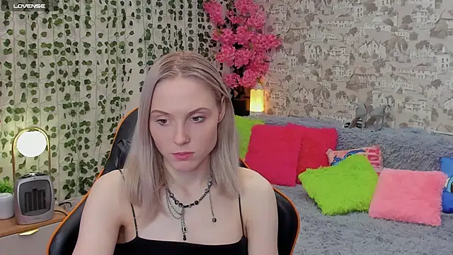 Gina Gina love online show from 27, 5, 2026