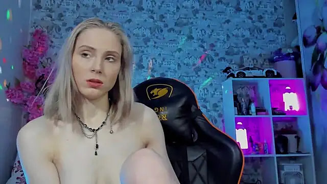 Gina Gina love online show from 12, 4, 2026