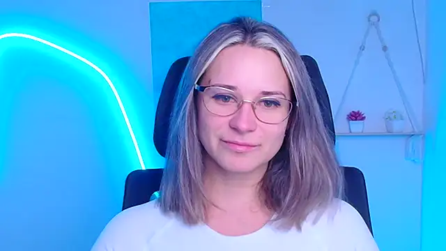 Snapshot of Melodie_Aster chatting on 12, 1, 2026 Melodie Aster online show from 12, 1, 2026