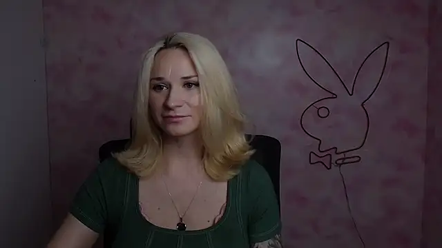 Snapshot of Melodie_Aster chatting on 4, 5, 2026 Melodie Aster online show from 4, 5, 2026