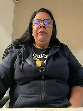 Carameloswing1 online show from 6, 1, 2026