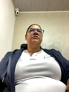 Carameloswing1 online show from 15, 1, 2026