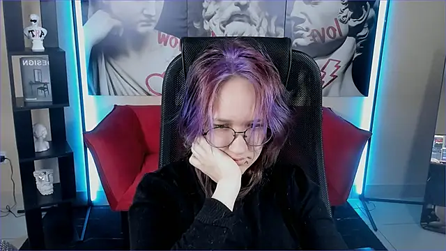 Sylvia Reed online show from 21, 12, 2025