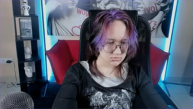 Sylvia Reed online show from 22, 12, 2025