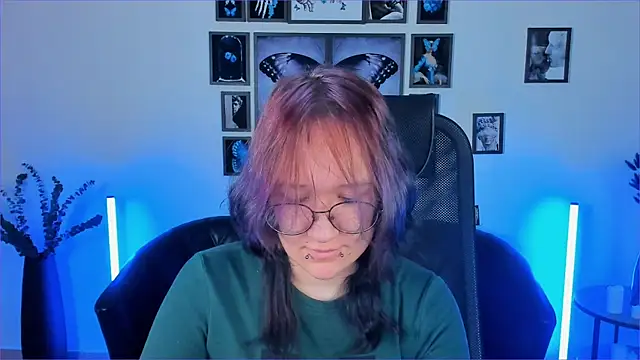 Sylvia Reed online show from 12, 1, 2026