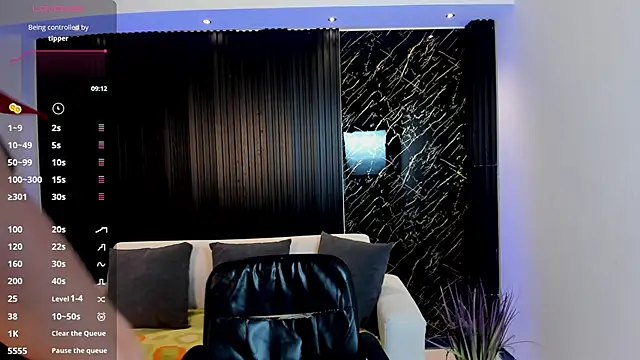 TiffanyHoustton online show from 16, 4, 2026