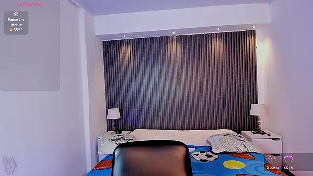 TiffanyHoustton online show from 25, 3, 2026