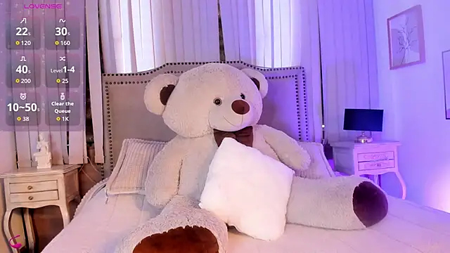 Snapshot of lya__brown chatting on 2, 7, 2026 lya brown online show from 2, 7, 2026