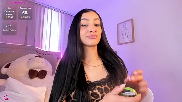 Snapshot of lya__brown chatting on 27, 6, 2026 lya brown online show from 27, 6, 2026
