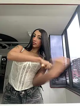 Snapshot of lya__brown chatting on 29, 5, 2026 lya brown online show from 29, 5, 2026