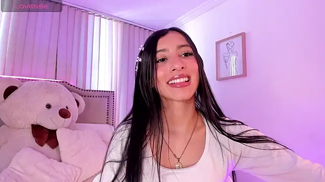Snapshot of lya__brown chatting on 22, 4, 2026 lya brown online show from 22, 4, 2026