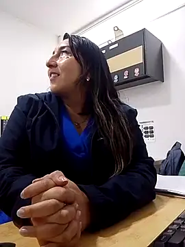 Valeria montana  online show from 6, 2, 2026