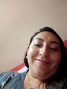 Valeria montana  online show from 5, 2, 2026