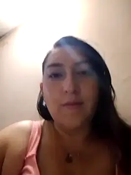 Valeria montana  online show from 28, 2, 2026