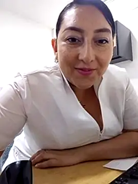 Valeria montana  online show from 2, 3, 2026