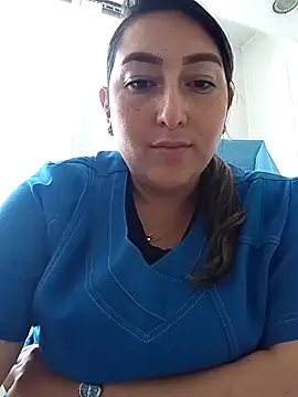 Valeria montana  online show from 17, 12, 2025