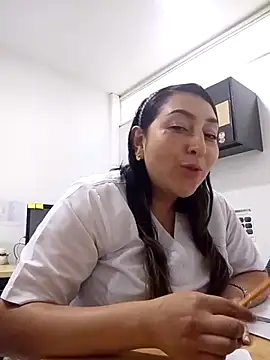 Valeria montana  online show from 4, 2, 2026