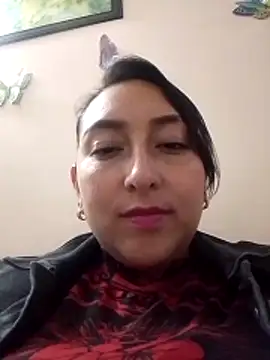 Valeria montana  online show from 17, 5, 2026