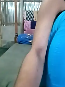 naughtygirl96 online show from 4, 4, 2026