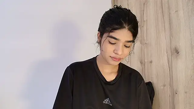 Snapshot of phia_carter chatting on 6, 2, 2026 phia carter online show from 6, 2, 2026