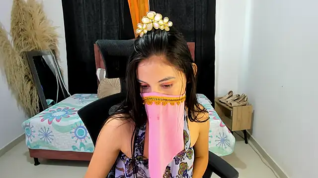 Snapshot of AdrianaTorres_ chatting on 8, 1, 2026 AdrianaTorres online show from 8, 1, 2026