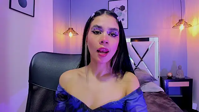 Snapshot of Bell_marinny chatting on 5, 12, 2025 Bell marinny online show from 5, 12, 2025