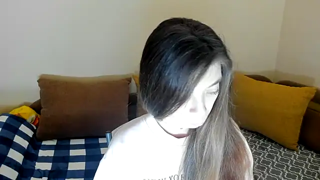 LikaAliston online show from 19, 12, 2025