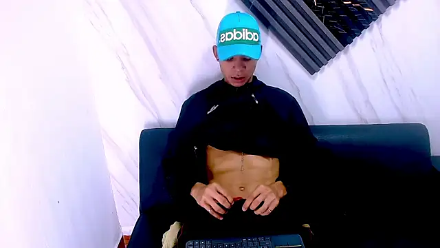 Axel Marcu online show from 18, 12, 2025