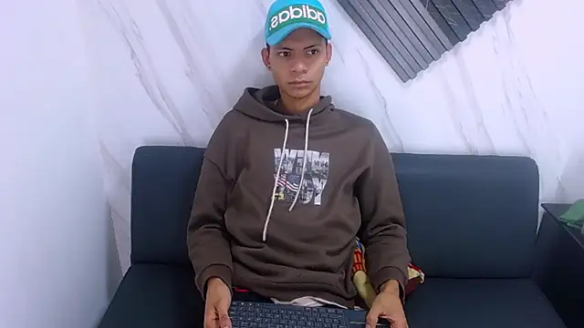 Axel Marcu online show from 15, 12, 2025