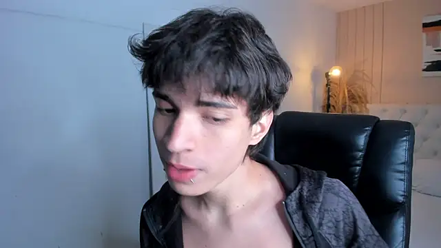 CONNOR STONNE  online show from 16, 4, 2026