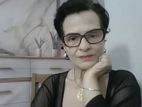 Snapshot of Luna-Hot0802 chatting on 4, 12, 2025 Luna-Hot0802 online show from 4, 12, 2025