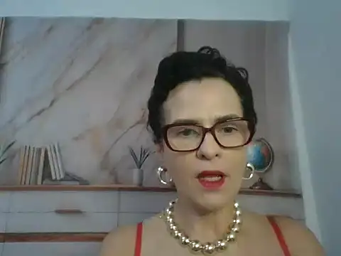 Luna-Hot0802 online show from 2, 2, 2026