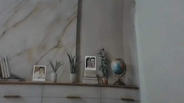 Snapshot of Luna-Hot0802 chatting on 13, 4, 2026 Luna-Hot0802 online show from 13, 4, 2026